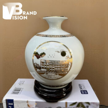 binh-hut-loc-qua-tang-in-logo-ky-niem-30-nam-ngay-tuu-truong-mau-trang-vang-kim-4