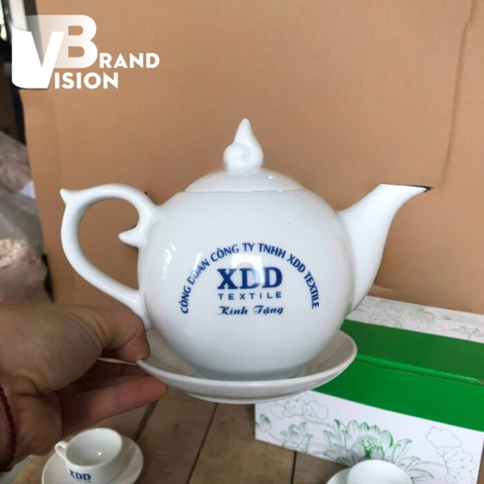 bo-am-chen-su-trang-in-logo-cong-doan-cong-ty-xdd-textile-dang-buoi-lua (4) bo-am-chen-su-trang-in-logo-cong-doan-cong-ty-xdd-textile-dang-buoi-lua-4