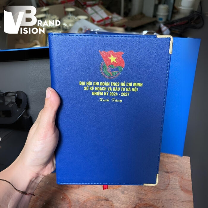 bo-giftset-qua-tang-in-logo-dai-hoi-chi-doan-tncs-ho-chi-minh-so-ke-hoach-va-dau-tu-ha-noi-binh-giu-nhiet-so-da-va-but-ky-gs-06 (2) o-giftset-qua-tang-in-logo-dai-hoi-chi-doan-tncs-ho-chi-minh-so-ke-hoach-va-dau-tu-ha-noi-binh-giu-nhiet-so-da-va-but-ky-gs-06-2