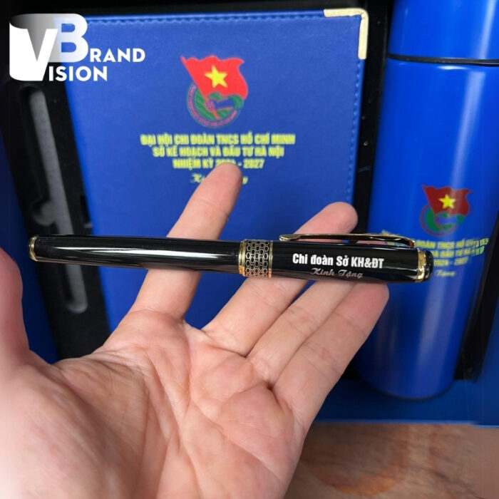 bo-giftset-qua-tang-in-logo-dai-hoi-chi-doan-tncs-ho-chi-minh-so-ke-hoach-va-dau-tu-ha-noi-binh-giu-nhiet-so-da-va-but-ky-gs-06 (4) o-giftset-qua-tang-in-logo-dai-hoi-chi-doan-tncs-ho-chi-minh-so-ke-hoach-va-dau-tu-ha-noi-binh-giu-nhiet-so-da-va-but-ky-gs-06-4