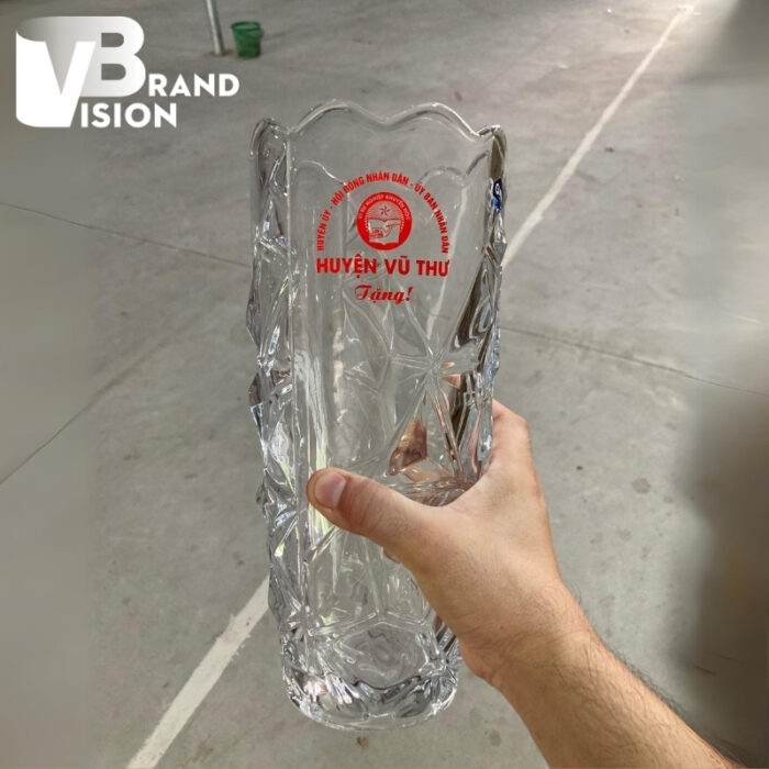 lo-hoa-thuy-tinh-in-logo-khuyen-hoc-huyen-vu-thu (3) lo-hoa-thuy-tinh-in-logo-khuyen-hoc-huyen-vu-thu-3