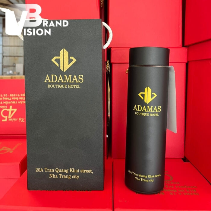 binh-giu-nhiet-hien-thi-nhiet-do-in-logo-adamas-hotel (4) binh-giu-nhiet-hien-thi-nhiet-do-in-logo-adamas-hotel-4