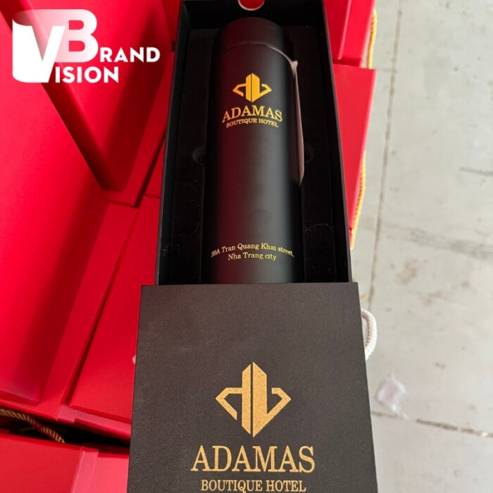 binh-giu-nhiet-hien-thi-nhiet-do-in-logo-adamas-hotel (6) binh-giu-nhiet-hien-thi-nhiet-do-in-logo-adamas-hotel-6