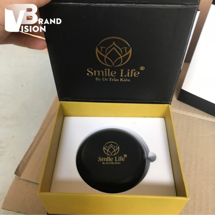 hop-dung-nieng-rang-in-logo-smile-life-3