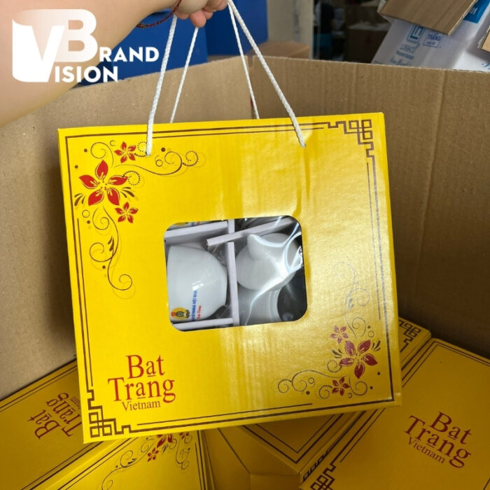 bo-am-chen-su-trang-ky-niem-95-nam-thanh-lap-cong-doan (9) bo-am-chen-su-trang-ky-niem-95-nam-thanh-lap-cong-doan-9