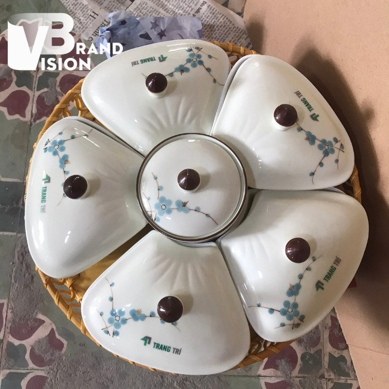 Khay mứt sứ in logo làm quà tặng