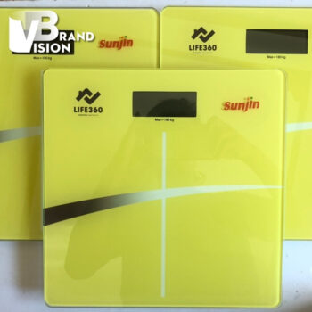 Cân điện tử thương hiệu Life360 in logo màu vàng