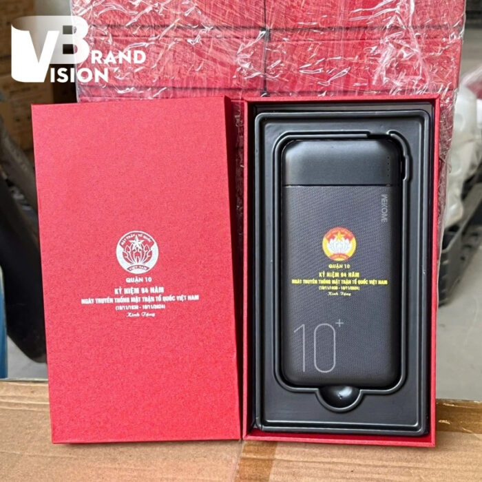 sac-du-phong-in-logo-thuong-hieu-hoco-mau-den-10000-mah-sdp-05 (4) Sạc dự phòng in logo thương hiệu HOCO