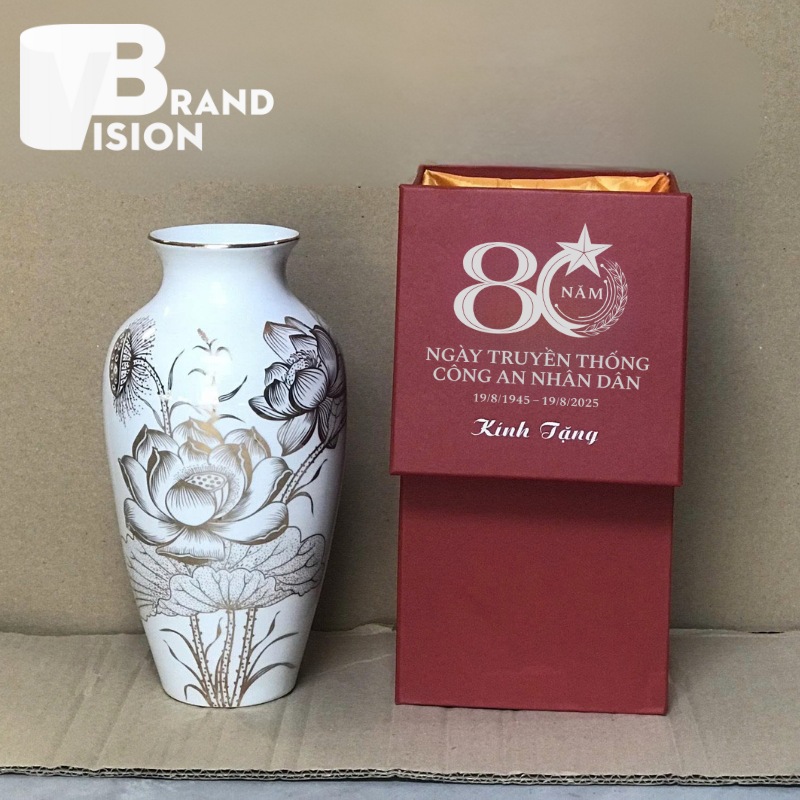 Bình hoa quà tặng kỷ niệm 80 năm thành lập