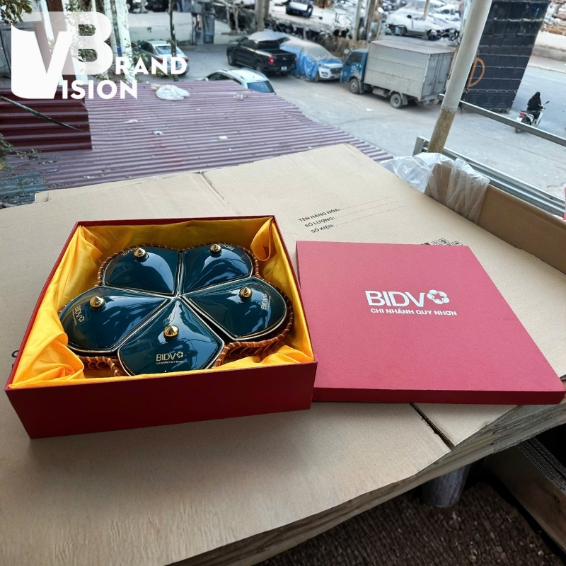 khay-mut-su-in-logo-qua-tang-doanh-nghiep